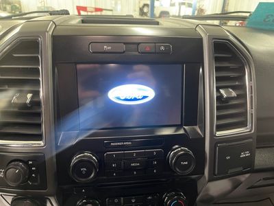 2016 Ford F-150 — photo 11 view