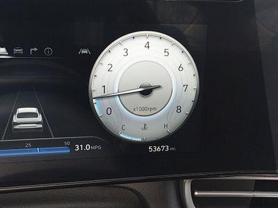 2024 Hyundai Elantra — photo 14 view
