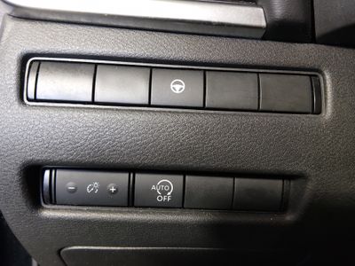 2023 Nissan Rogue - Photo 13