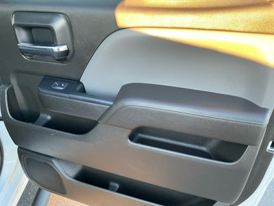2017 Chevrolet Silverado 1500 — photo 19 view