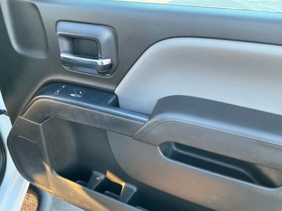 2017 Chevrolet Silverado 1500 — photo 21 view