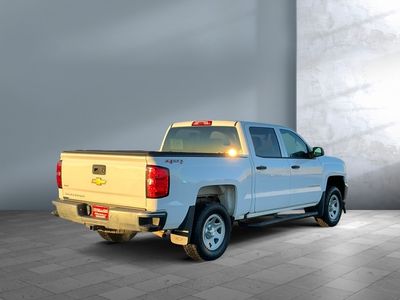 2017 Chevrolet Silverado 1500 — engine compartment view