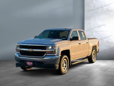 2017 Chevrolet Silverado 1500 — front three-quarter view