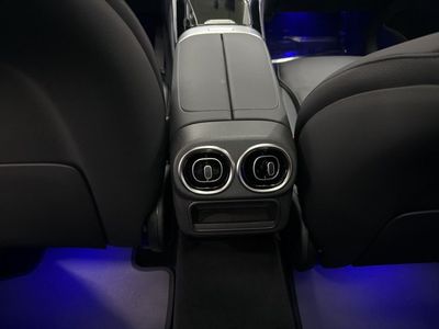2026 Mercedes-Benz GLC — photo 23 view