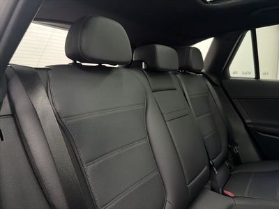 2026 Mercedes-Benz GLC — photo 26 view