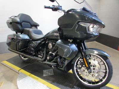 2026 Harley-Davidson FLTRXL - Road Glide Limited — photo 8 view