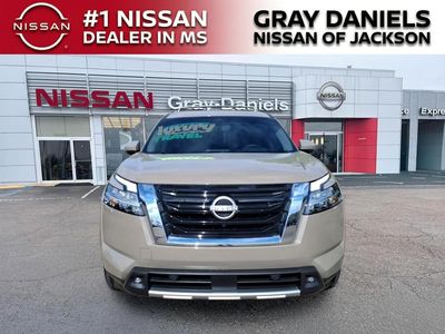 2024 Nissan Pathfinder — side profile view