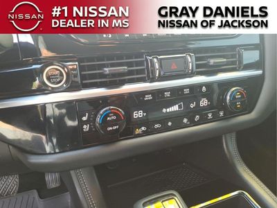 2024 Nissan Pathfinder — photo 18 view