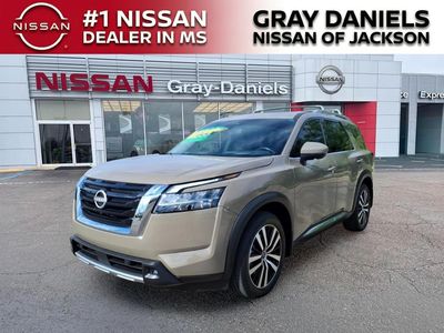 2024 Nissan Pathfinder — rear three-quarter view