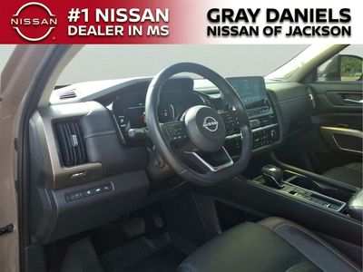 2024 Nissan Pathfinder — photo 11 view