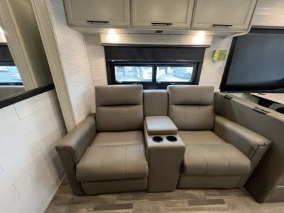 2024 Jayco GREYHAWK — photo 14 view