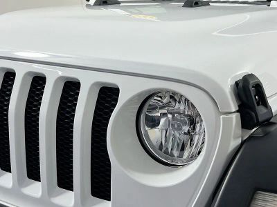 2022 Jeep Wrangler — photo 9 view