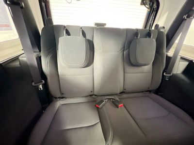 2022 Jeep Wrangler — photo 29 view