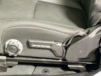 2022 Jeep Wrangler — photo 13 view