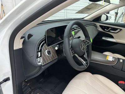 2026 Mercedes-Benz E-Class - Photo 9