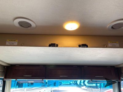 2016 Coachmen RV Pursuit - Photo 35
