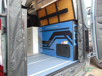 2026 Remote Vans Remote Vans - Photo 9