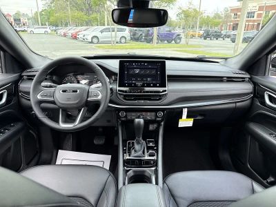 2026 Jeep Compass — photo 24 view