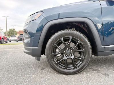 2026 Jeep Compass — photo 10 view