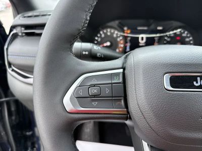 2026 Jeep Compass — photo 14 view