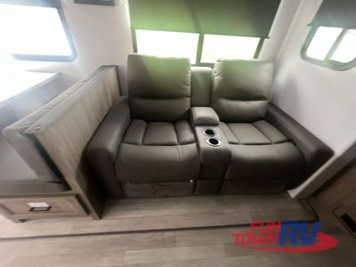 2025 Coachmen RV Freedom Express Ultra Lite - Photo 19