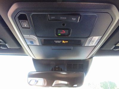 2026 Toyota Tacoma i-FORCE MAX - Photo 38