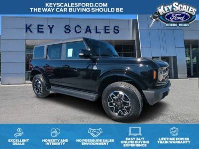 2025 Ford Bronco Outer Banks in Shadow Black — front three-quarter view