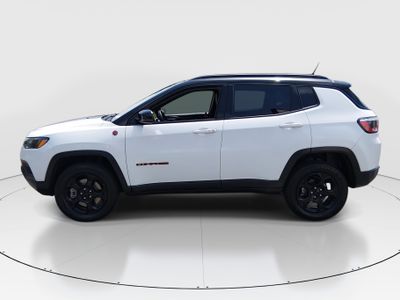 2023 Jeep Compass - Photo 4