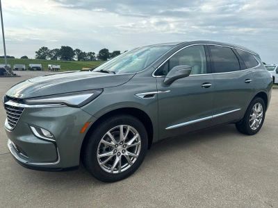 2022 Buick Enclave — rear three-quarter view