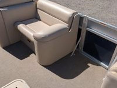 2014 Avalon CAT RL 24T - Photo 17