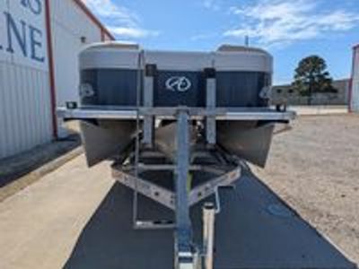 2014 Avalon CAT RL 24T - Photo 4