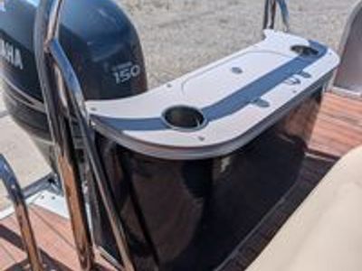 2014 Avalon CAT RL 24T - Photo 26