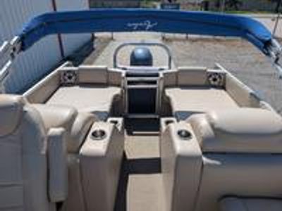 2014 Avalon CAT RL 24T - Photo 22