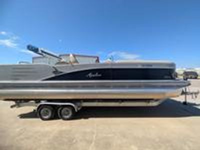 2014 Avalon CAT RL 24T - Photo 6