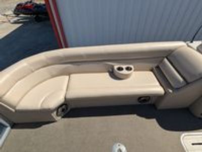 2014 Avalon CAT RL 24T - Photo 15