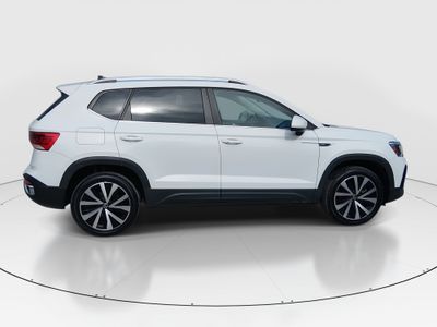 2023 Volkswagen Taos - Photo 8