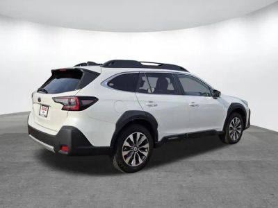 2023 Subaru Outback - Photo 4