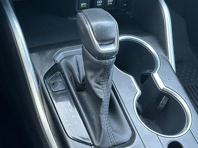 2020 Toyota Highlander - Photo 24