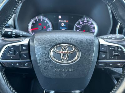 2020 Toyota Highlander - Photo 26