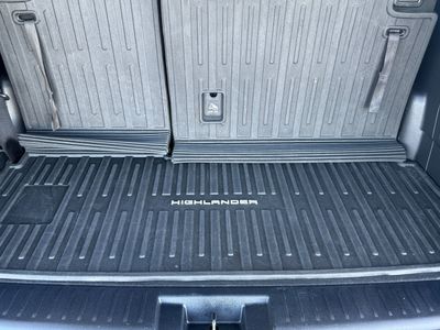 2020 Toyota Highlander - Photo 17
