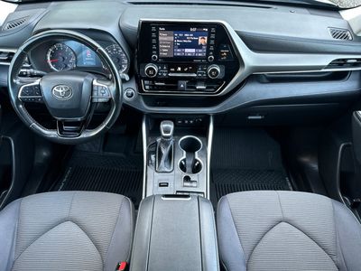 2020 Toyota Highlander - Photo 3