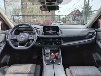 2024 Nissan Rogue — photo 11 view