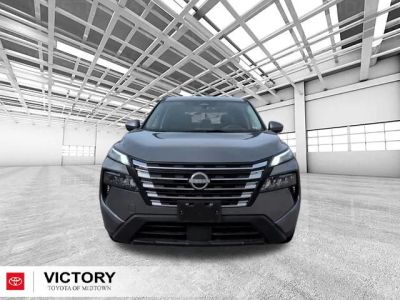 2024 Nissan Rogue — photo 8 view