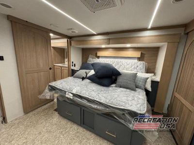 2025 Redwood RV - Photo 17