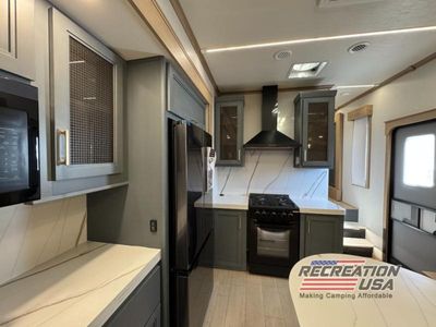 2025 Redwood RV - Photo 12