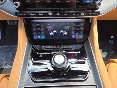2026 Jeep Grand Wagoneer L — photo 17 view