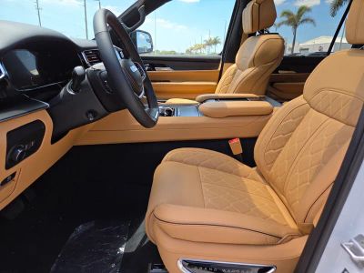 2026 Jeep Grand Wagoneer L — photo 14 view