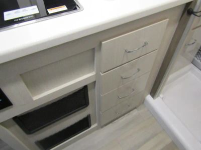 2026 Thor Motor Coach RIZE - Photo 16