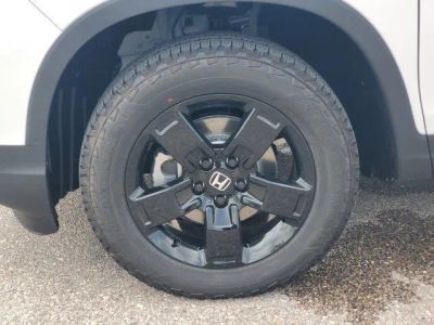 2026 Honda Ridgeline — photo 8 view