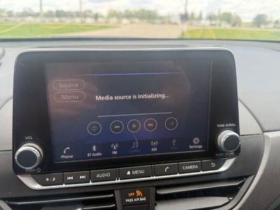 2023 Nissan Altima - Photo 3